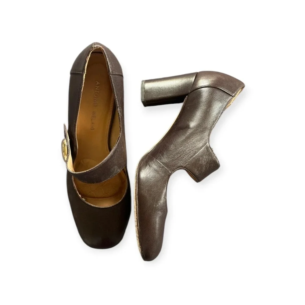 Antonio Melani Vintage Brown Leather Mary Jane Heels Gold Buckle 90s Y2K Pumps